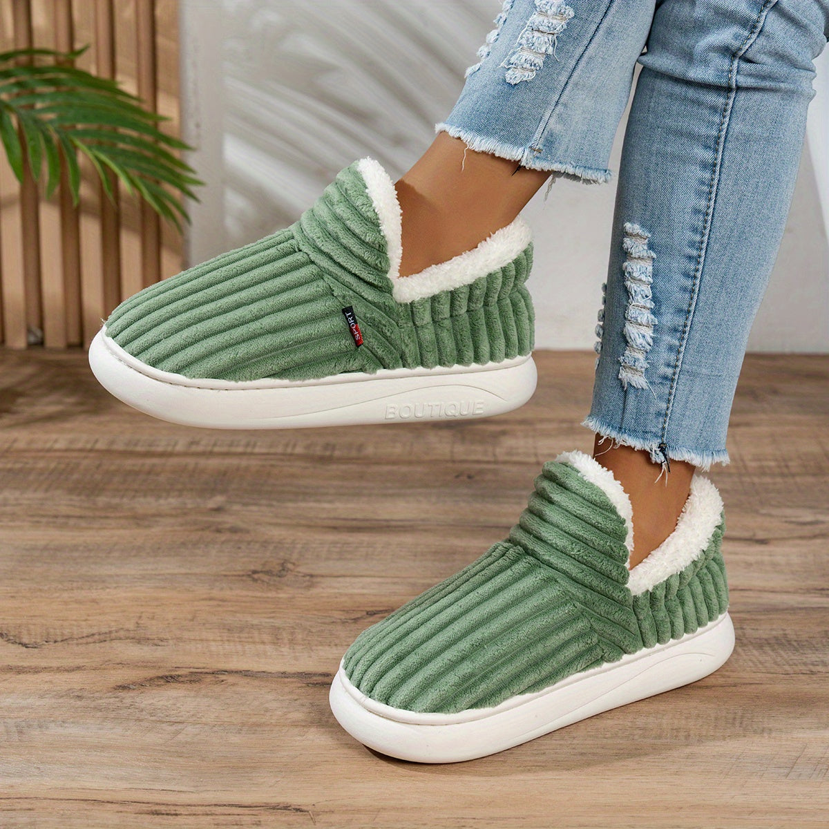 Molly | Plush Indoor–Outdoor Slippers