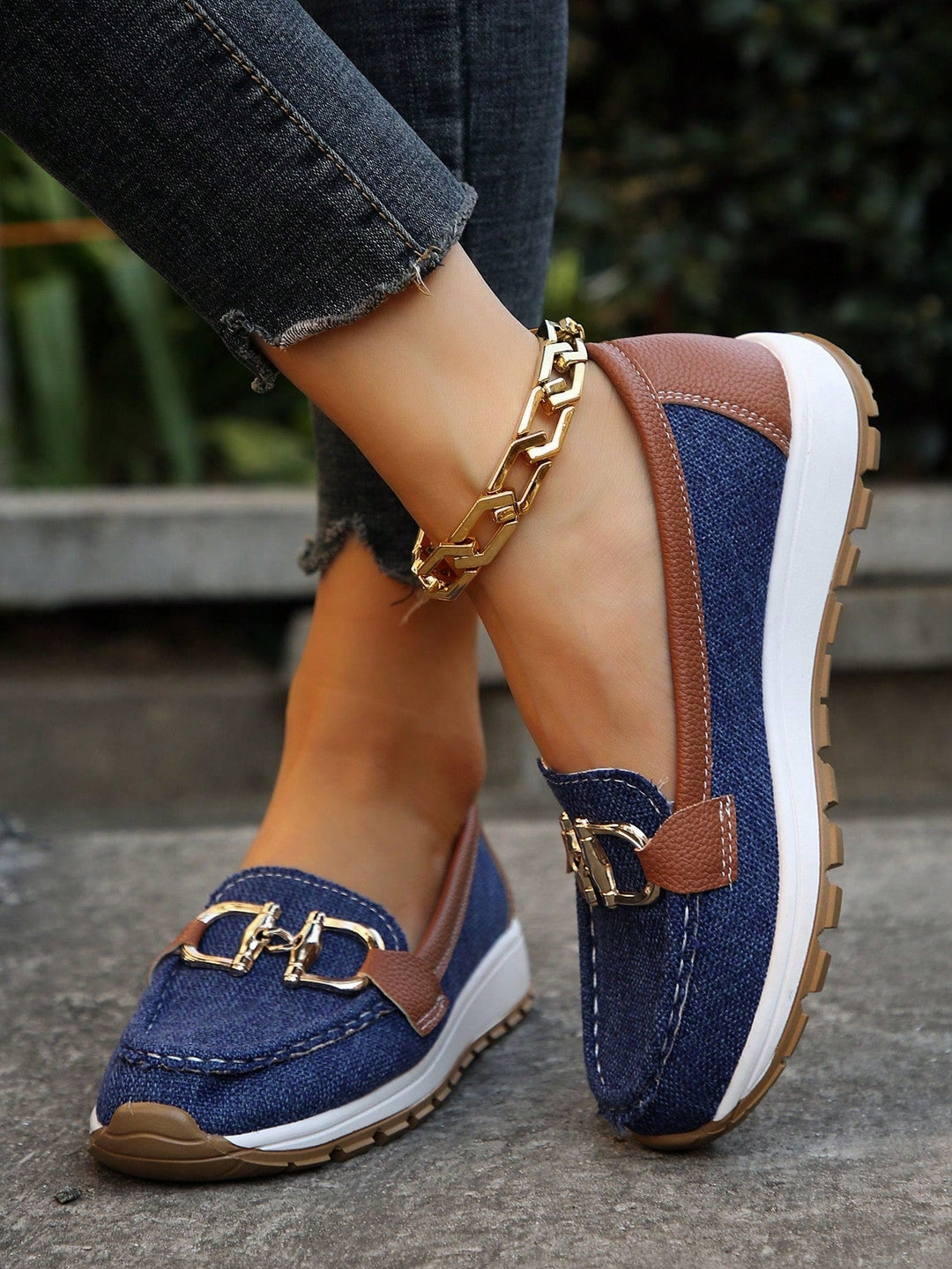 ELLIE | Flat Buckle Loafers