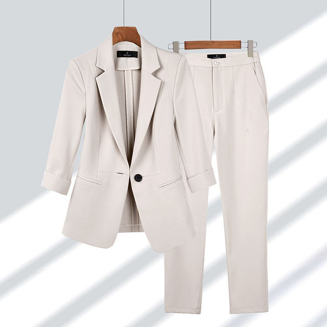 ISOLDE – REFINED TAILORED SET