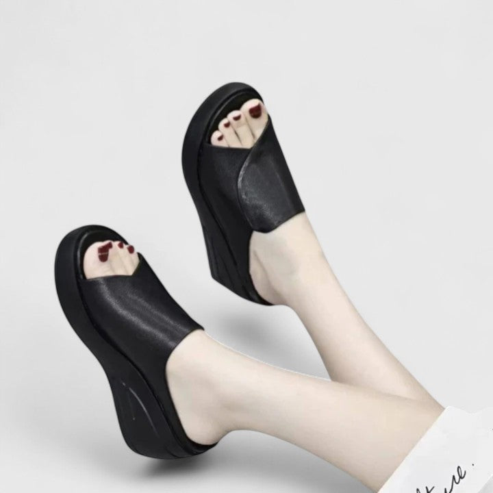 Lila – ORTHOPEDIC WEDGE SANDALS